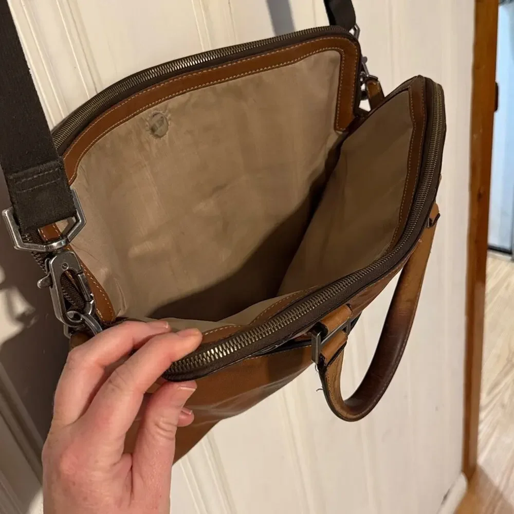 Tumi vintage brown leather minimalist crossbody messenger laptop briefcase bag